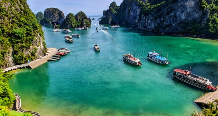 Hong Kong & Vietnam: From Urban Jungle to Halong Bay - journaway 8