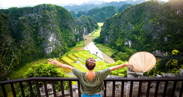 Hong Kong & Vietnam: From Urban Jungle to Halong Bay - journaway 9