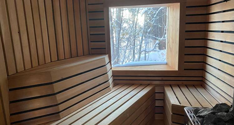 Aurore, sauna et sources thermales : Séjour dans un chalet moderne à Whitehorse depuis Vancouver - Landsby 7