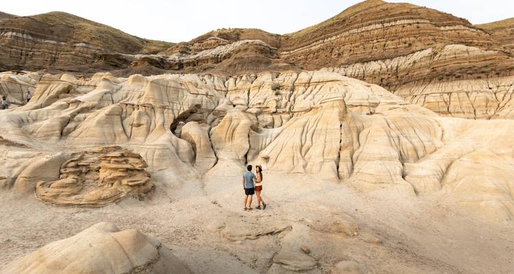 Ranchos, Praderas y Rocosas: Viaje por carretera de Saskatchewan a Alberta - Landsby 2