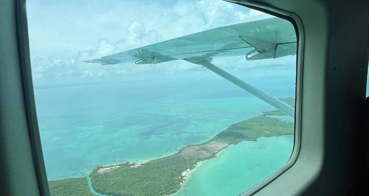 Vuelo de ida y vuelta desde Belice Internacional - Cayo Ambergris - ROEming Belize 1