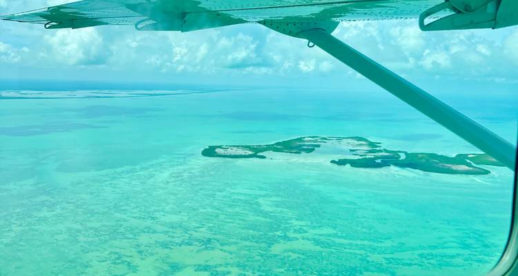 Vuelo de ida y vuelta desde Belice Internacional - Cayo Ambergris - ROEming Belize 3