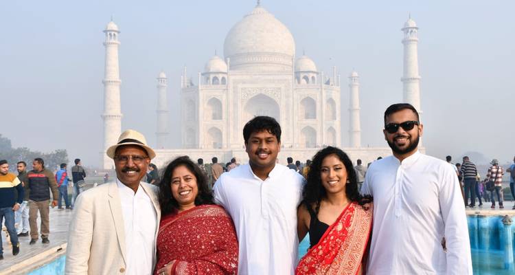 Amanecer en el Taj Mahal con entradas - Fragrance of Taj 3