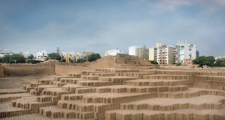 El Vibrante Patrimonio de Lima: Explorando los Hitos de la Ciudad - VIAJES PACIFICO 6