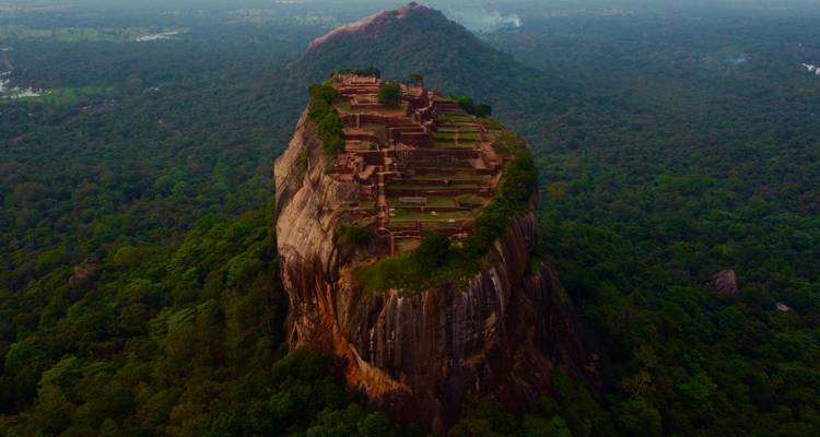 Explore Sri Lanka - Panoramic Tour & Travels 8
