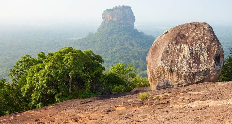 Explore Sri Lanka - Panoramic Tour & Travels 9