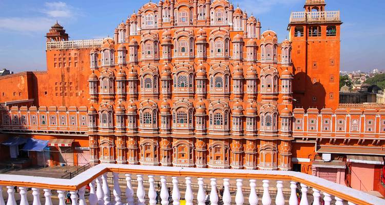 Circuit privé de 8 jours en Inde du Nord : Delhi, Jaipur, Agra et Varanasi - MTA Destination Management Company 9