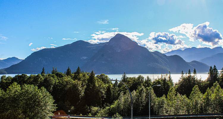 Walk & Paddle Canada's Sunshine Coast - Exodus Adventure Travels 2