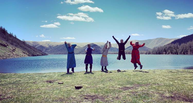 Excursión Estilo de Vida Nómada en Mongolia Central - Termas de Tsenkher - TTRMongolia 4