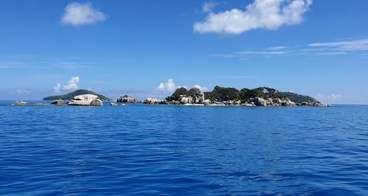 Sailing flotilla in catamaran: Easter 2025 the Seychelles - BeBlue 1
