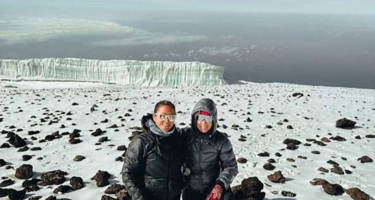 8 Días de Escalada al Kilimanjaro por la Ruta del Circuito Norte - theKili-Guides 4