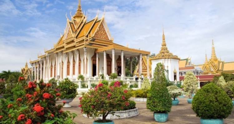 De los templos de Angkor al Delta del Mekong - crucero puerto a puerto (24 destinations) - CroisiEurope River Cruises 9