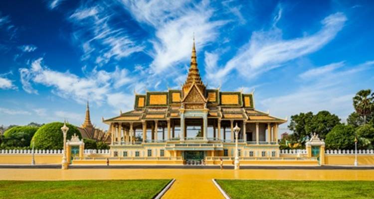 From the Temples of Angkor to the Mekong Delta & The Imperial Cities (port-to-port cruise) (including Cu Chi) - CroisiEurope River Cruises 10