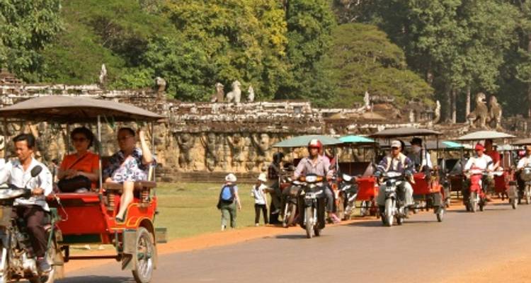 From the Temples of Angkor to the Mekong Delta & The Imperial Cities (port-to-port cruise) (including Cu Chi) - CroisiEurope River Cruises 8
