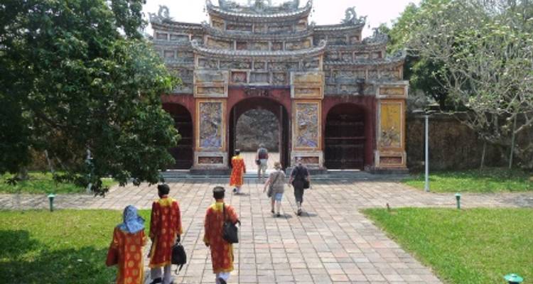 From the Temples of Angkor to the Mekong Delta & The Imperial Cities (port-to-port cruise) (including Cu Chi) - CroisiEurope River Cruises 1