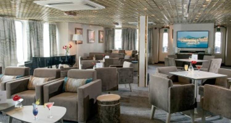 Escapada Mediterránea: Un Crucero para Descubrir los Tesoros de Grecia y el Adriático (crucero puerto a puerto) - CroisiEurope River Cruises 9