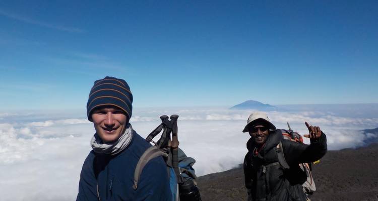 6 Días Ruta Marangu + 2 Días Safari Viaje Privado - theKili-Guides 8