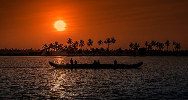 Kerala Beach & Bay Tour - Seven Wonder Tour and Travels 6