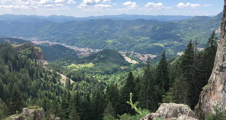 La Bulgarie à découvert : Une aventure familiale privée à travers les montagnes, le bord de mer et les traditions - Across Europe Ltd. 3