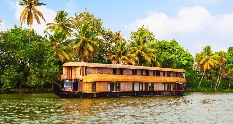 Cochin : Circuit de 5 jours au Kerala avec Munnar, Thekkady et Alleppey ! -  Taj Voyages Tours  10