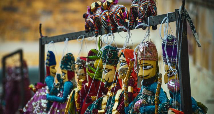 Religious and Historical Varanasi & Khajuraho Tour with Delhi Agra Jaipur! -  Taj Voyages Tours  3