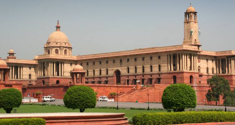 Religious and Historical Varanasi & Khajuraho Tour with Delhi Agra Jaipur! -  Taj Voyages Tours  6