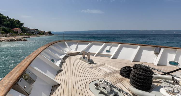 Crucero de ida y vuelta Trogir - Dubrovnik - Trogir, en el MS Adriatica - Kompas 4