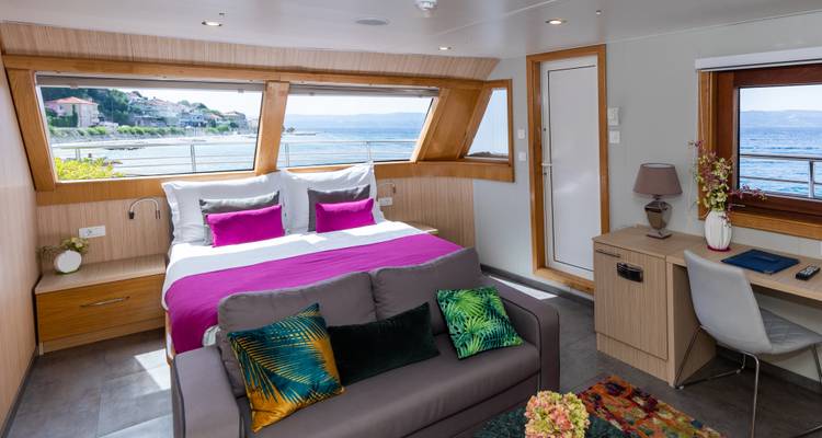 Crucero de ida y vuelta Trogir - Dubrovnik - Trogir, en el MS Adriatica - Kompas 7
