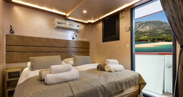 Crucero de ida y vuelta Trogir - Dubrovnik - Trogir, en el MS Equator - Kompas 6