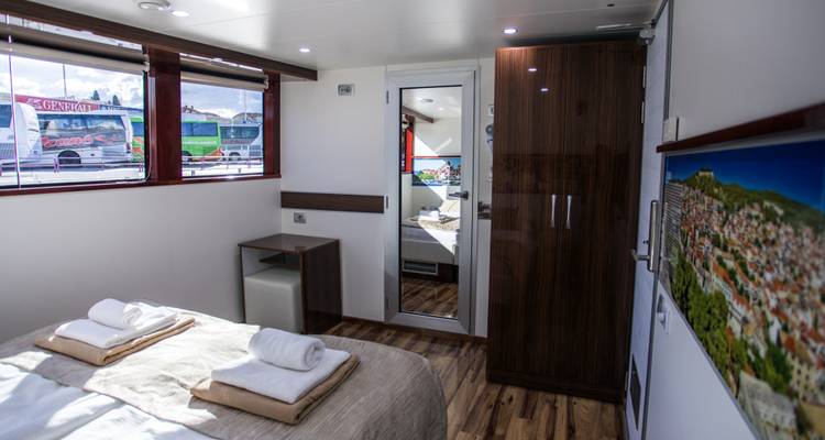 Croisière aller-retour Trogir - Dubrovnik - Trogir, sur le MS Stella Maris - Kompas 1