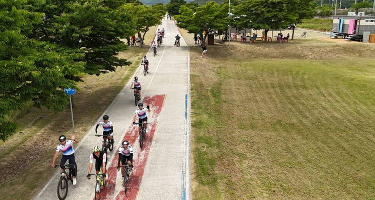 Cycle South Korea - Intrepid Travel 7