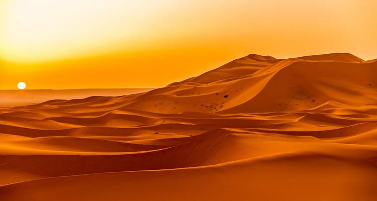 Sahara Express en 2 jours : Circuit privé de Marrakech au camp du désert de l'Erg Lihoudi - Moroccan Best Tours 1