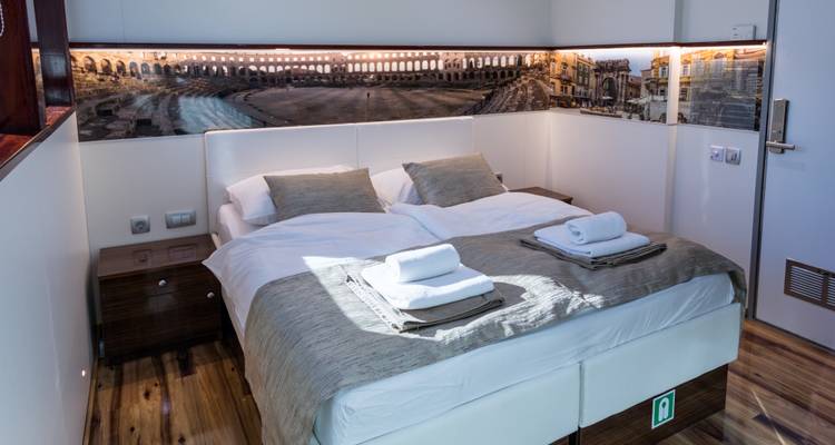 Crucero de ida y vuelta Trogir - Lastovo - Trogir, Stella Maris - Kompas 9