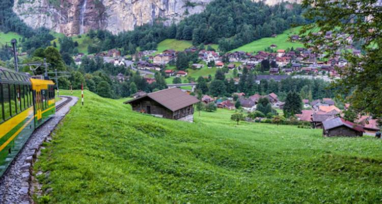 Lacs, montagnes et chemins de fer suisses - Tours of Distinction 1