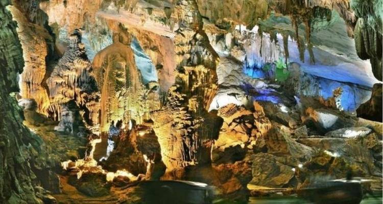 Excursión en tierra: Descubrimiento de la Bahía de Ha Long en Crucero Privado de 4 horas con Guía Local Privado | Bahía de Halong | Vietnam - Open Asia Travel  6