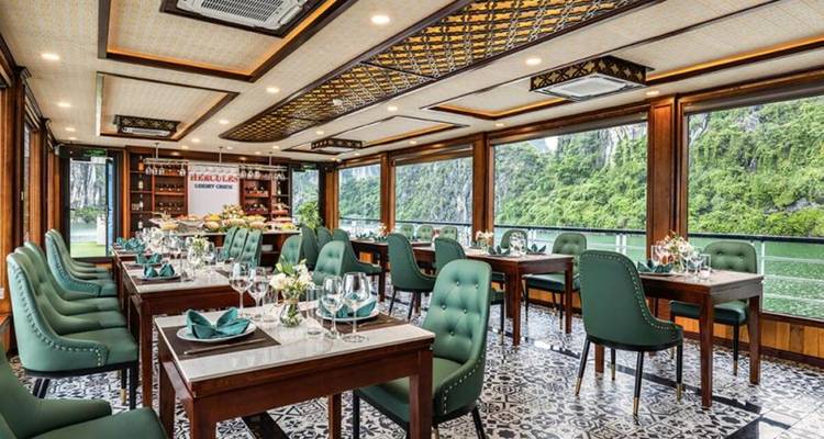 Croisière de luxe dans la baie d'Ha Long | Excursion guidée d'une journée au départ de Hanoi avec kayak, grotte de Sung Sot et île de Titop | Excursion partagée avec déjeuner buffet｜Vietnam - Open Asia Travel  2