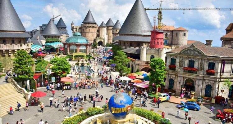 Colinas de Ba Na - Puente Dorado con Almuerzo Buffet y Teleférico de 2 Vías - Excursión de lujo en grupo pequeño | Desde Hoi An/ Da Nang, Vietnam - Open Asia Travel  1