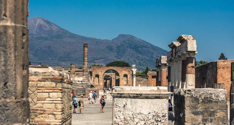 Inolvidable Aventura Italiana: Costa Amalfitana, Capri y Pompeya - IAMME IA - Gray Line Amalfi Coast 7