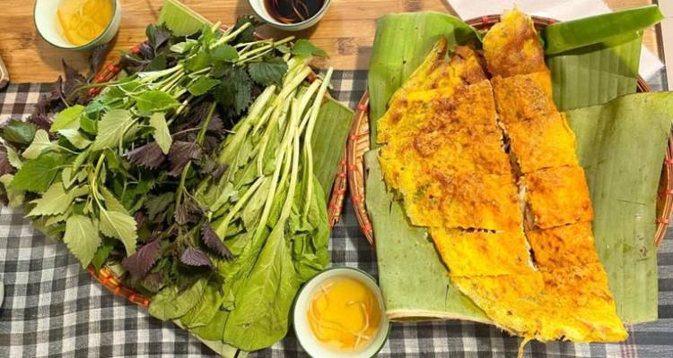 Recorrido gastronómico a pie por las calles de Hanói con visita al tren | Hanói, Vietnam - Open Asia Travel  3