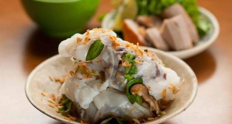 Recorrido gastronómico a pie por las calles de Hanói con visita al tren | Hanói, Vietnam - Open Asia Travel  7
