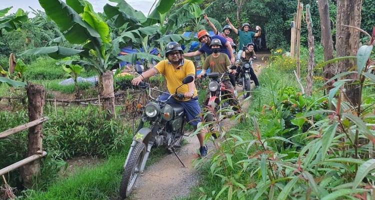 【Hanoi Motorbike Tours】Food, Culture, Sightseeing & Fun｜Vietnam Vintage Motorbike - Open Asia Travel  8