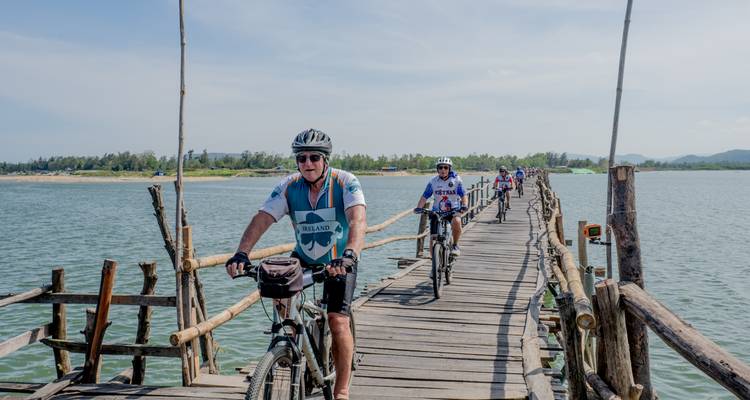 Aventure en E-Bike de Saigon à Hue : 13 jours du Vietnam moderne à l'ancien - Mr Biker Saigon 7