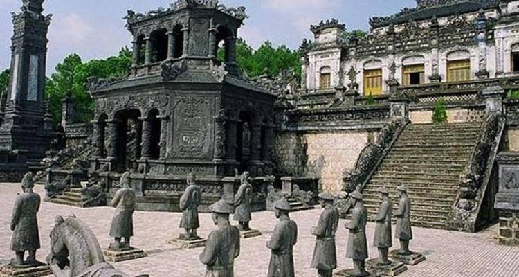 Hai Van Pass & Hue City Full Day Tour from Hoian/Danang | Vietnam - Open Asia Travel  9