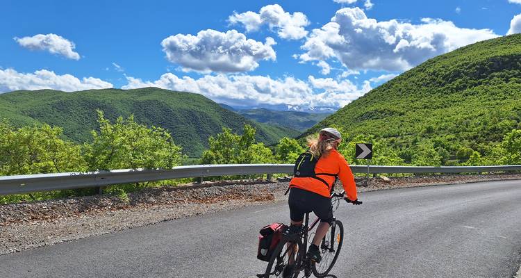 Excursión en E-Bike por Albania - Alb Expeditions 6