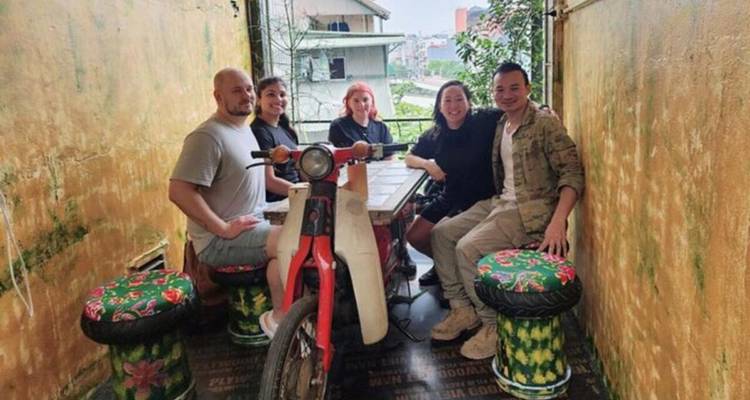 Tour de Hanoi en Jeep : La campagne de la Rivière Rouge et les vibrations de la ville | Hanoi, Vietnam - Open Asia Travel  9