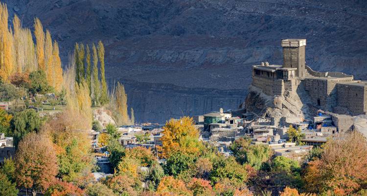 Explora las Maravillas de los Valles de Ghizer, Hunza y Skardu - Gypsy Traces and Tours 9