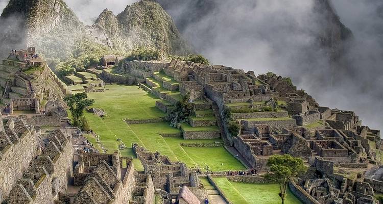 Experiencia corta en Perú con 1 día de Camino Inca - Class Adventure Travel  1