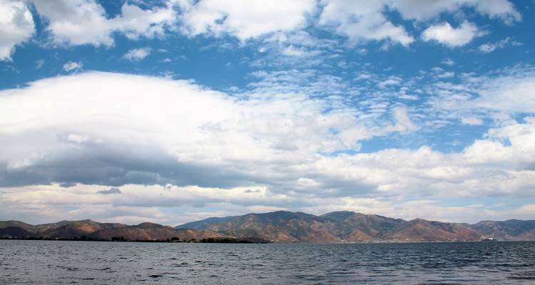 Yunan:  Dali, Shangri-La, Lijiang Light Hiking Mini Group Tour 7D - Top China Travel 3