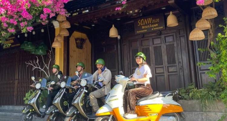 Excursiones en Vespa por Hoi An: Lo más destacado y las joyas ocultas de Hoi An con excursión en barco cesta | Hoi An, Vietnam - Open Asia Travel  2