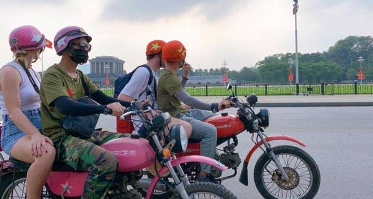 Hanoi Motorbike Tour : FOOD + CULTURE + FUN By Vintage Motorbike｜Vietnam - Open Asia Travel  4